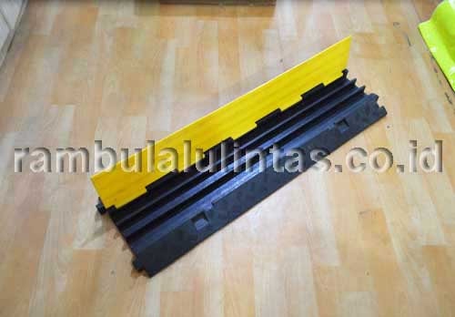 Speed Bump with Cable Protector 2